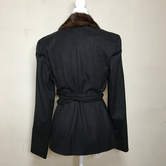 Max Mara Made in Italy Size 6 Designer Mink Collar Very Dark Gray Wrsp Jacket - Picture 2 of 16